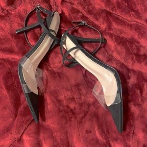 Ideal Shoes Black and Clear Strap Pointy Toe Heels Sz-41(9.5)